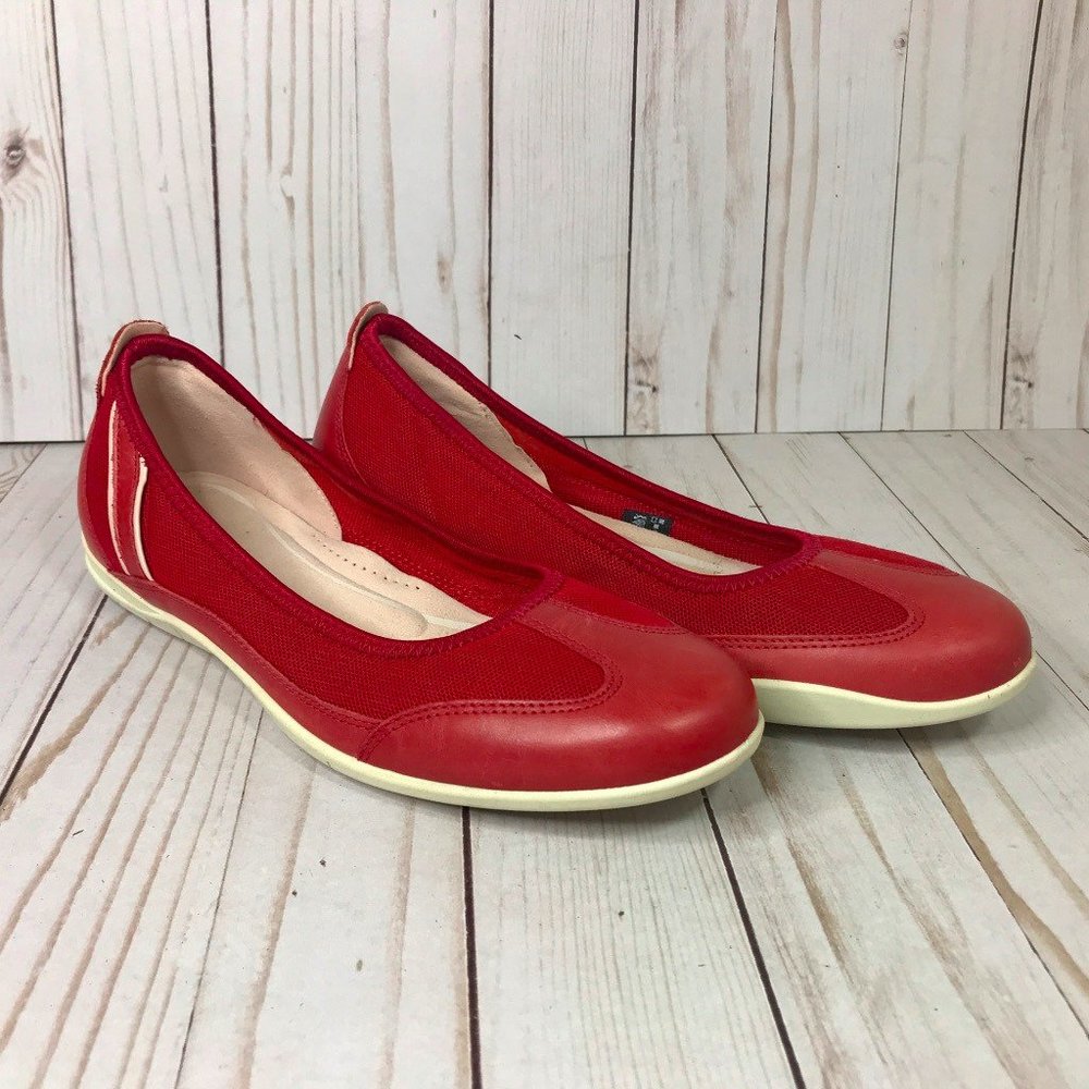 Ecco Bluma Summer Ballerina Chili Red Flats 7.5